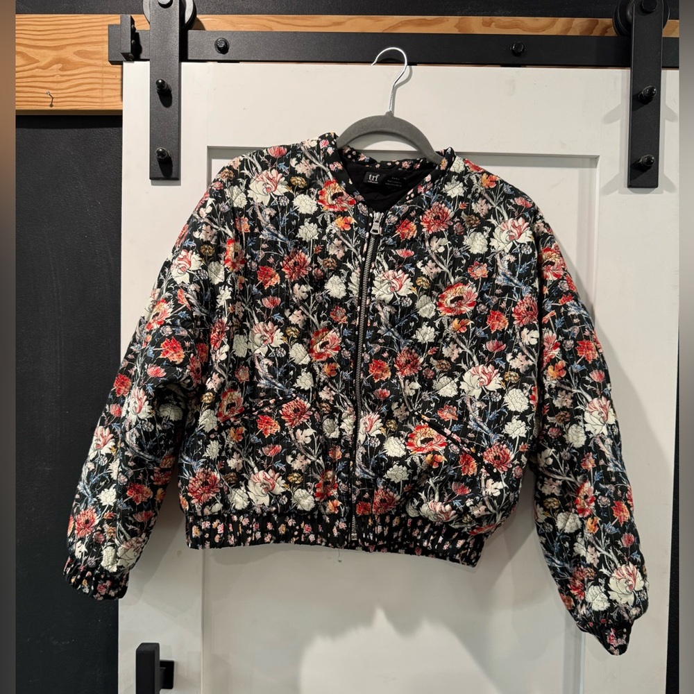 Zara TRF dark floral print quilted full zip bomber jacket